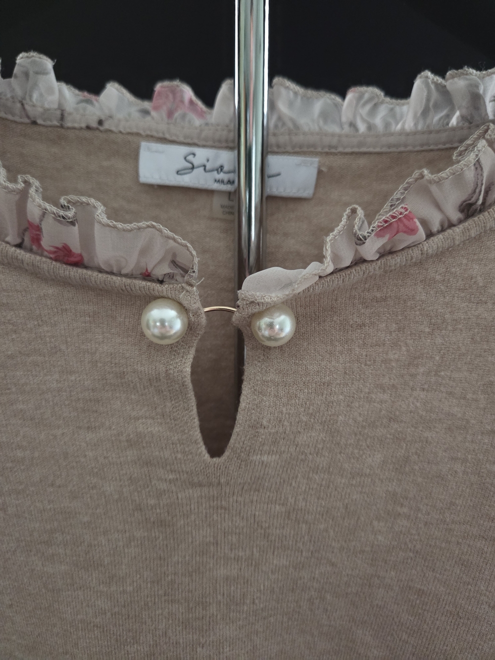 Women's Beige Ruffle-Trim Knit Top with Pearl Accent Size Large